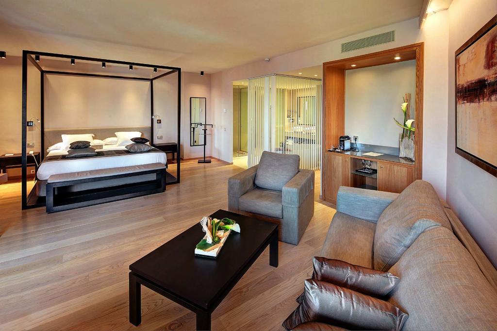 Juniorsuite med sjøutsikt & tilgang til spa